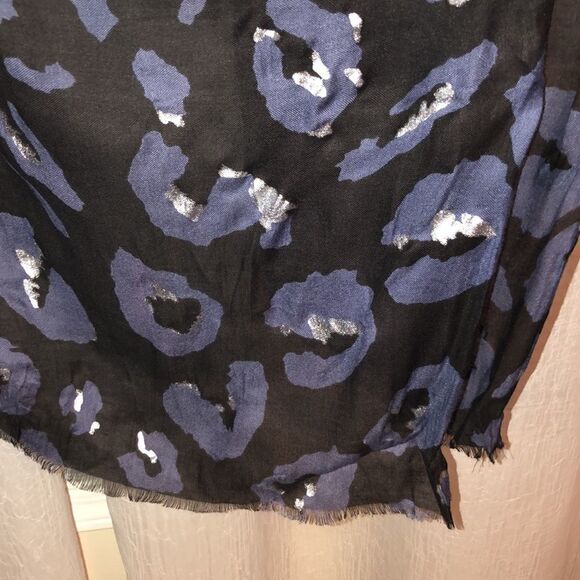 Black Purple Silver Metallic Leopard Print Long Scarf Wrap - Picture 4 of 5